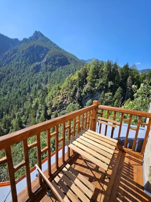 Il Castello Nel Bosco, Appartamento Torrente Шампорше Экстерьер фото